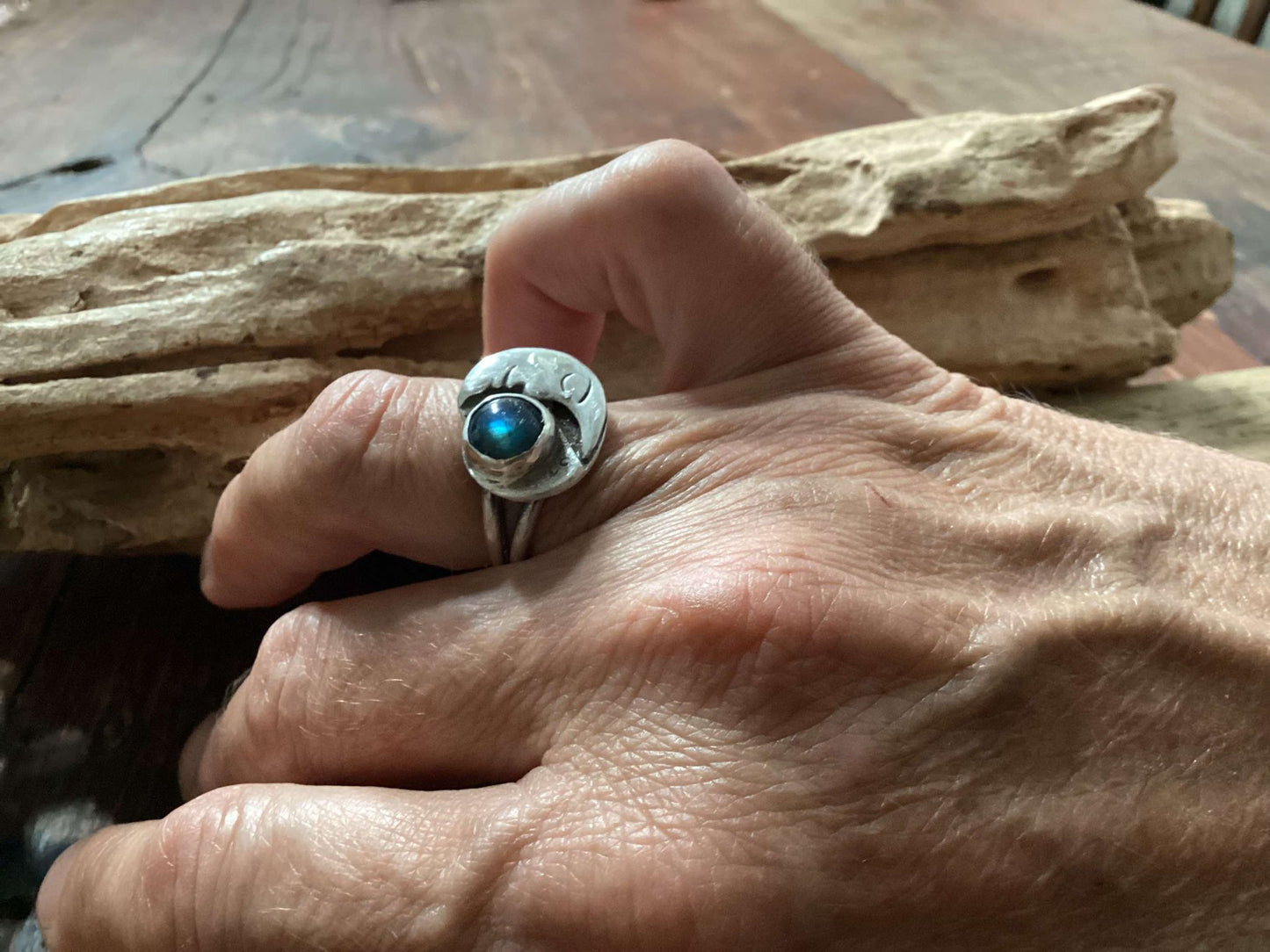 Sterling Silver and Labradorite Moon Ring