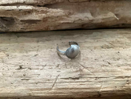 Sterling Silver Shell Thumb Ring